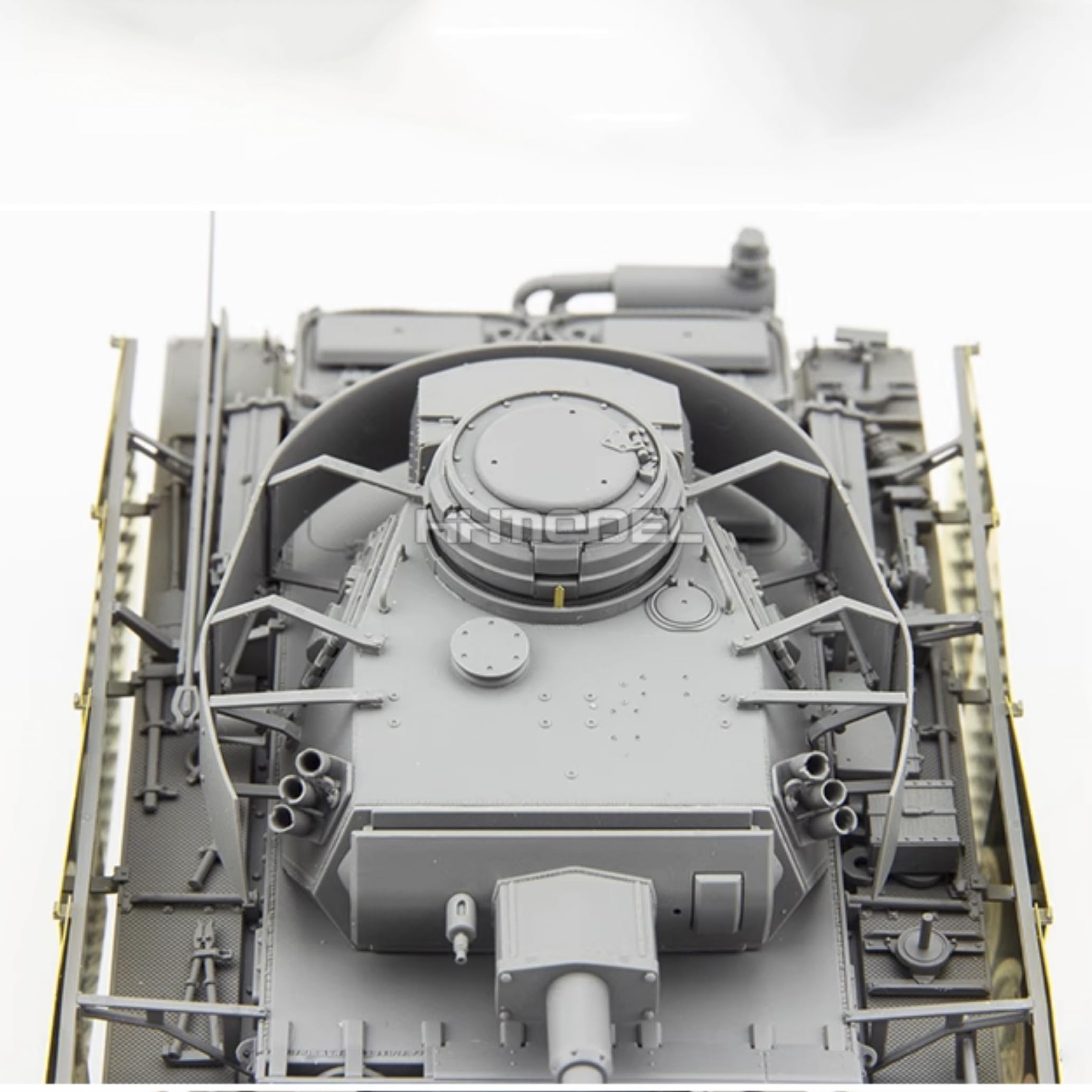 Takom 8005 1/35 Scale PZ.KPFW.III Ausf.N mit schurzen Military Tank Model Kit