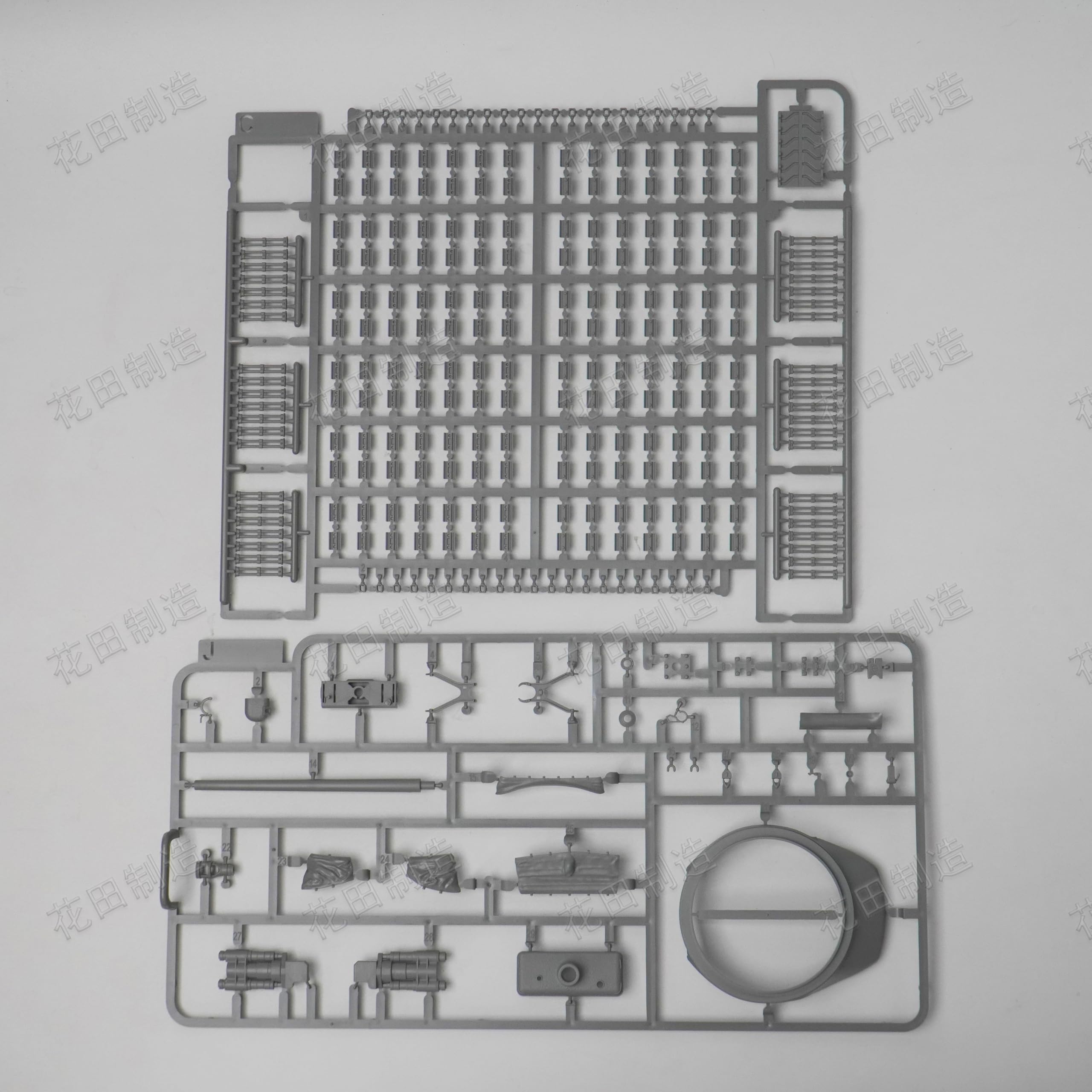 Takom 2206, 1/35 Scale,  M1 Super Sherman Tank Model Kit