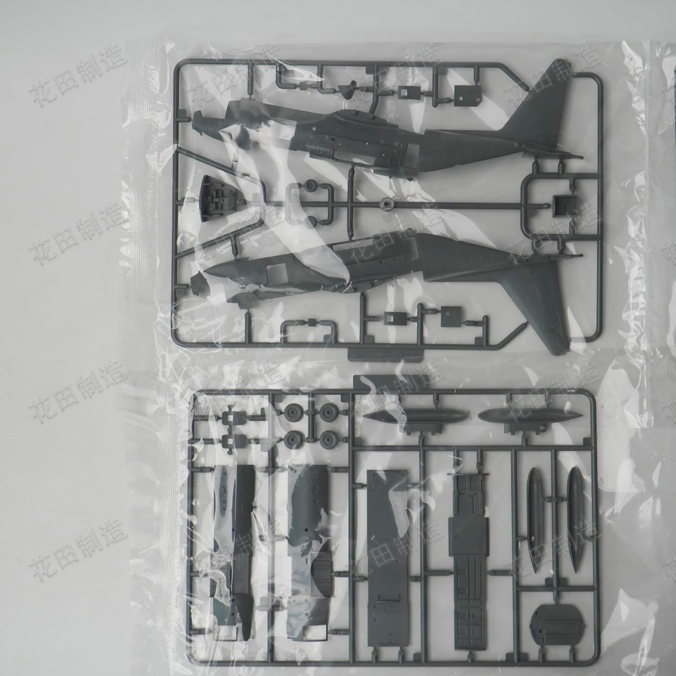 花田制造 GWH L1012 AC-130J Ghostrider Gunship Military Aircraft Model Kit, 1/144 Scale