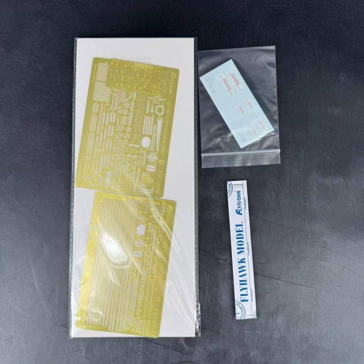 花田制造 Flyhawk FH1177S HMS Hood 1940 Deluxe Edition, 1/700 Scale Model Ship Kit with Metal Parts