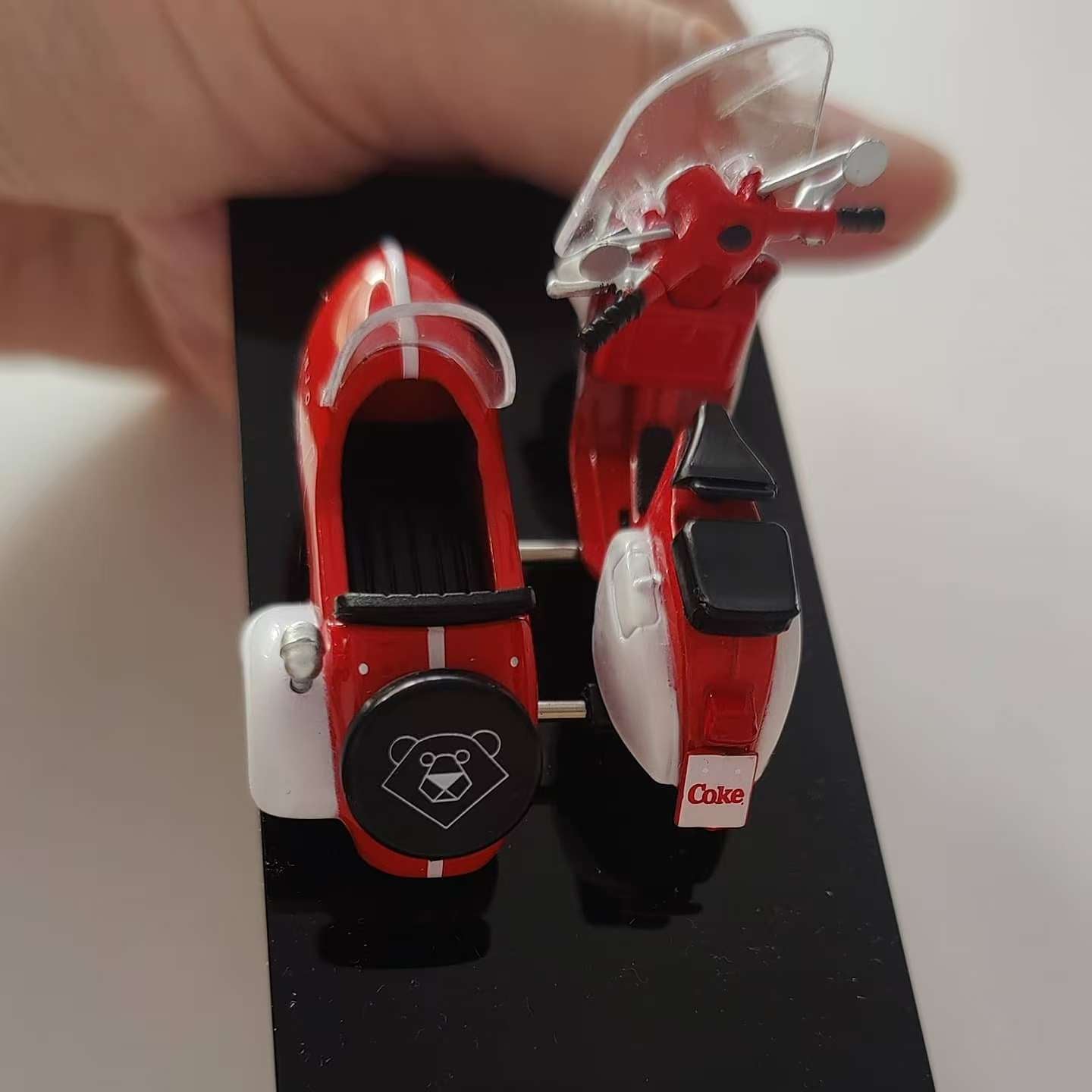 Red and White Miniature Scooter with Sidecar Die-Cast Model, 1/35 Scale Collectible ,Coca-Cola Arctic Scooter (with side car)