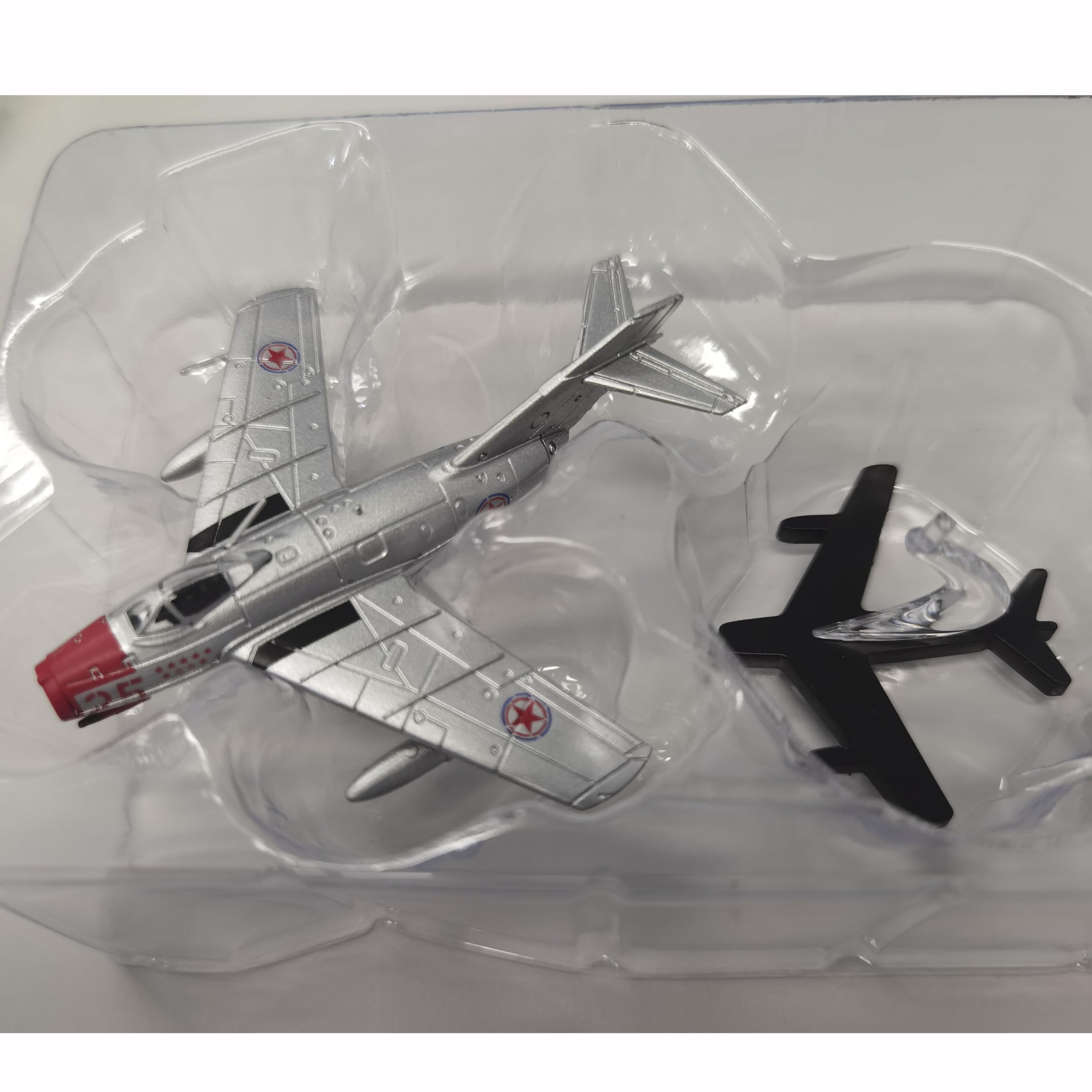 花田制造 XCARTOYS G025-1 Mikoyan MiG-15 Fighter Jet Model 1/144 Scale
