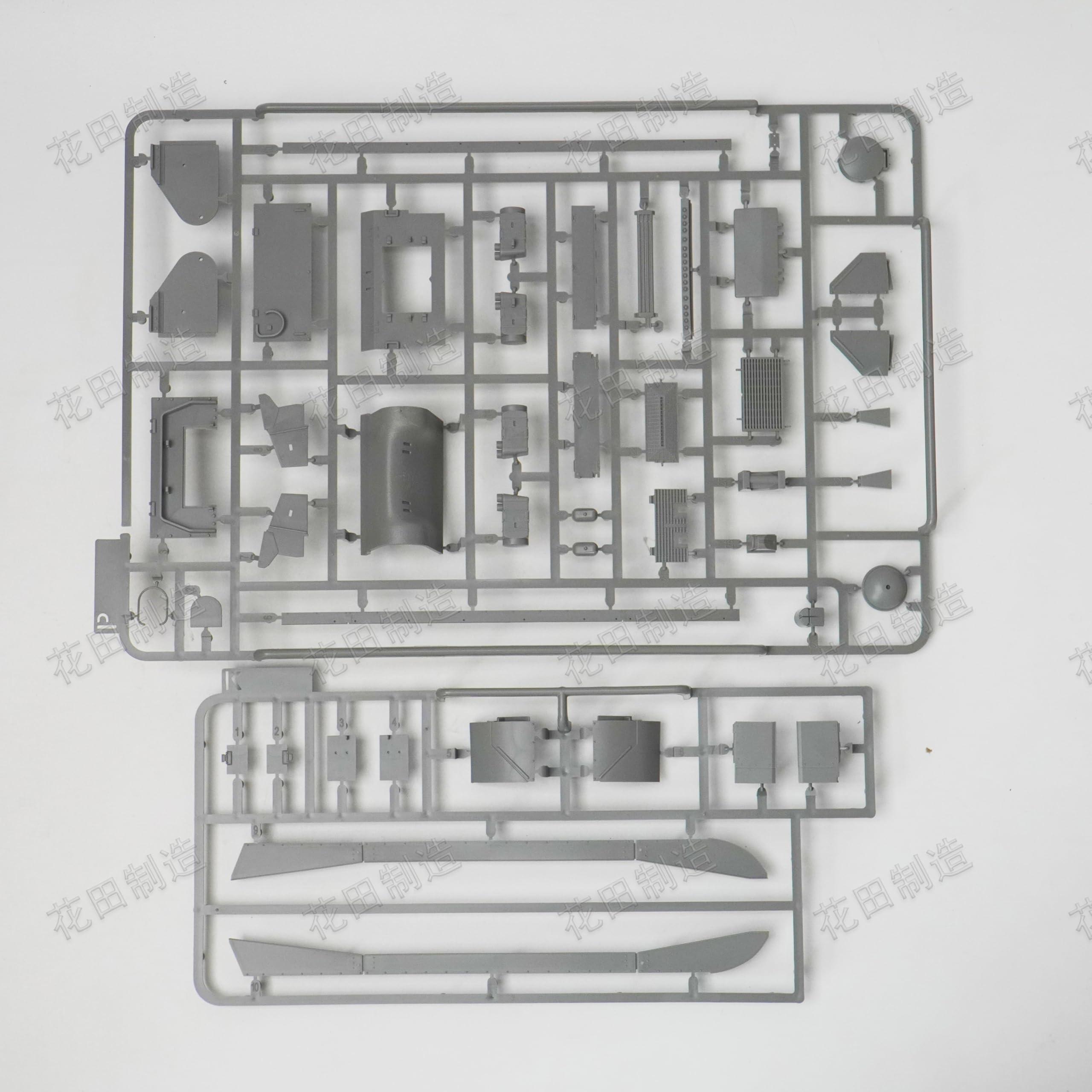 Takom 2205, 1/35 Scale,  M4A1(76W) HVSS Tank Military Model Kit