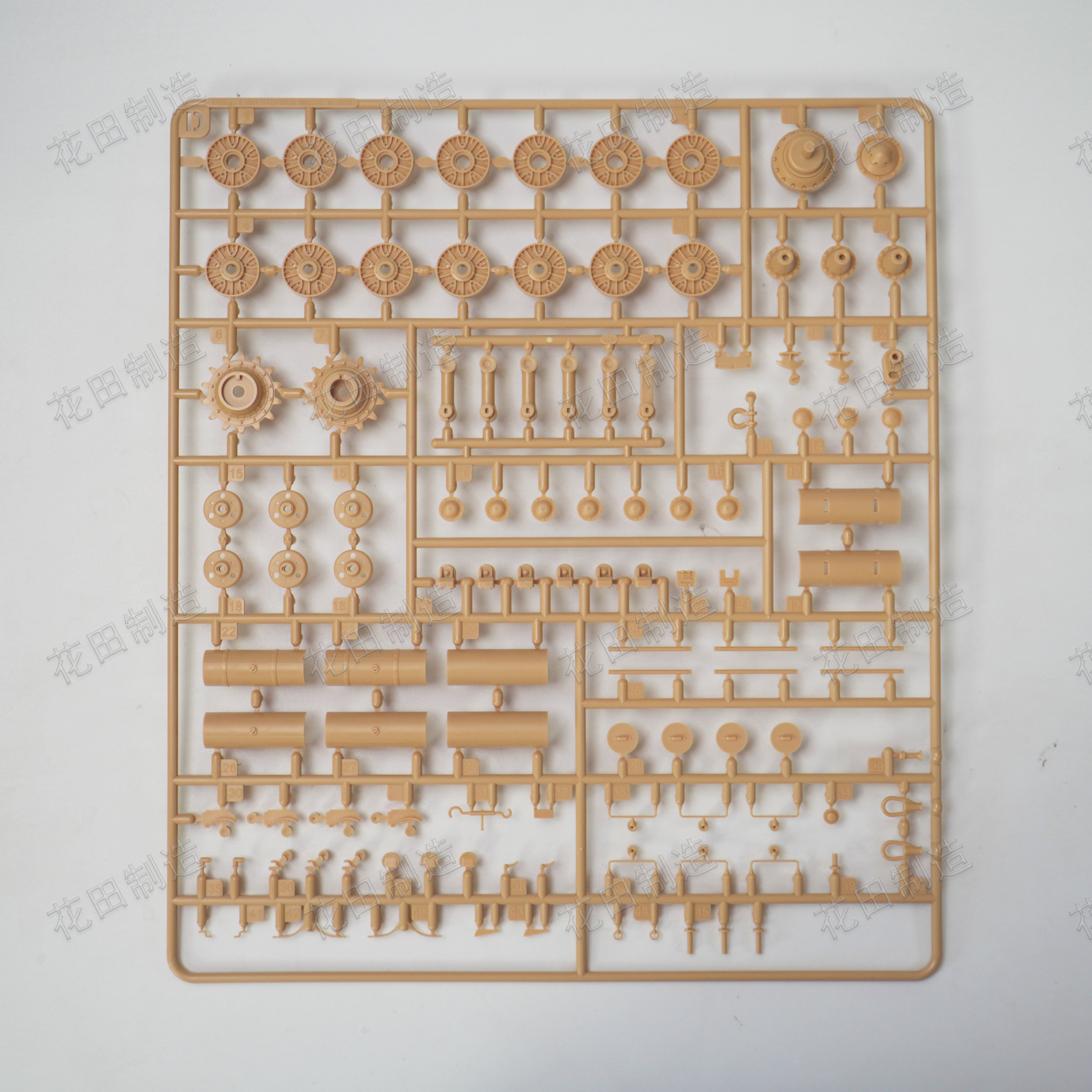 RFM 5160 JS-2 Model 1944 Soviet Heavy Tank, 1/35 Scale