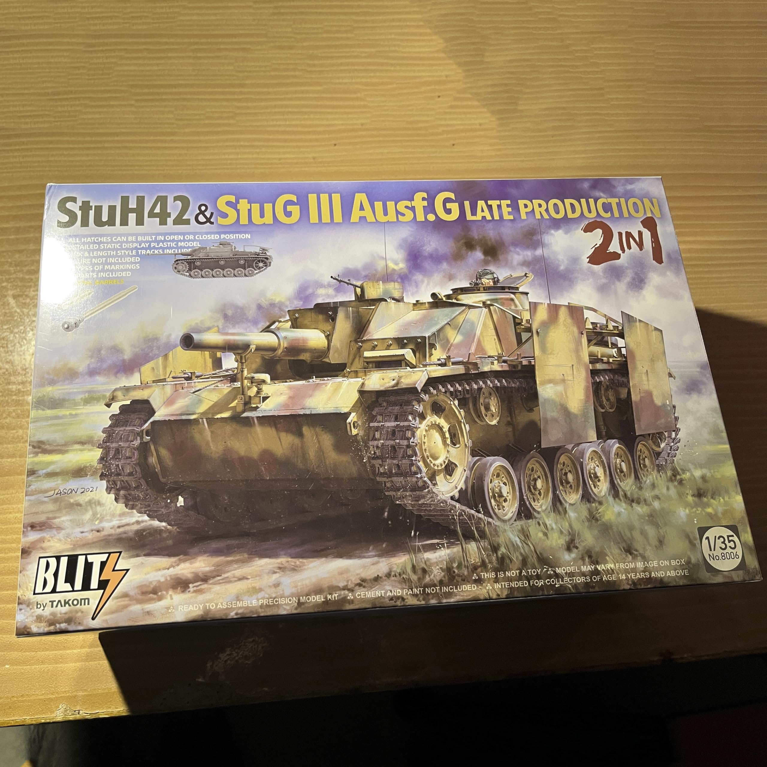 TAKOM BLITS 8006,1/35 Scale,  StuH 42 & StuG III Ausf. G Late Production Model kit