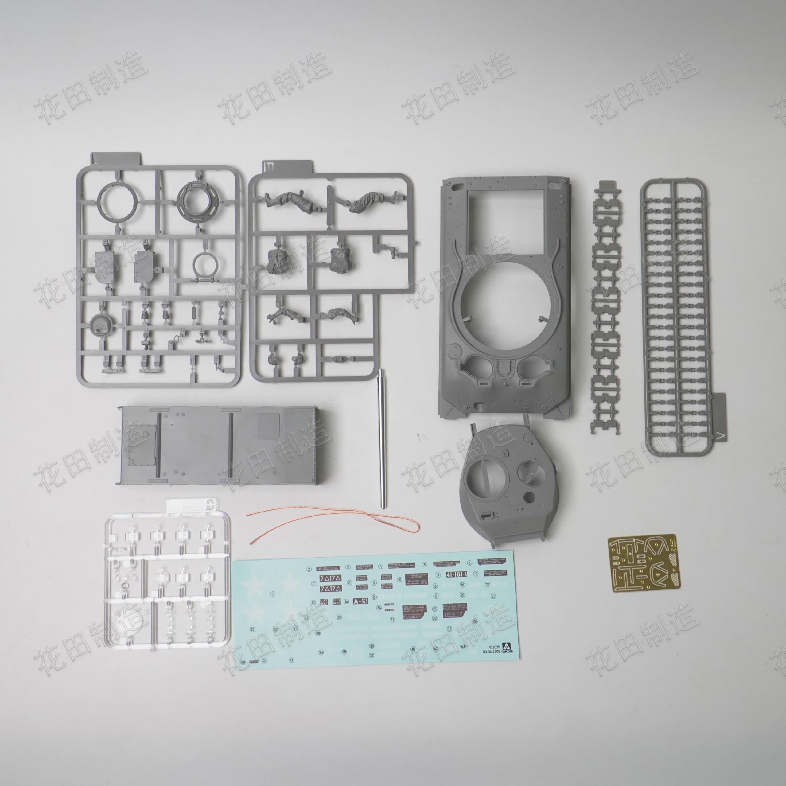 Takom 2205, 1/35 Scale,  M4A1(76W) HVSS Tank Military Model Kit