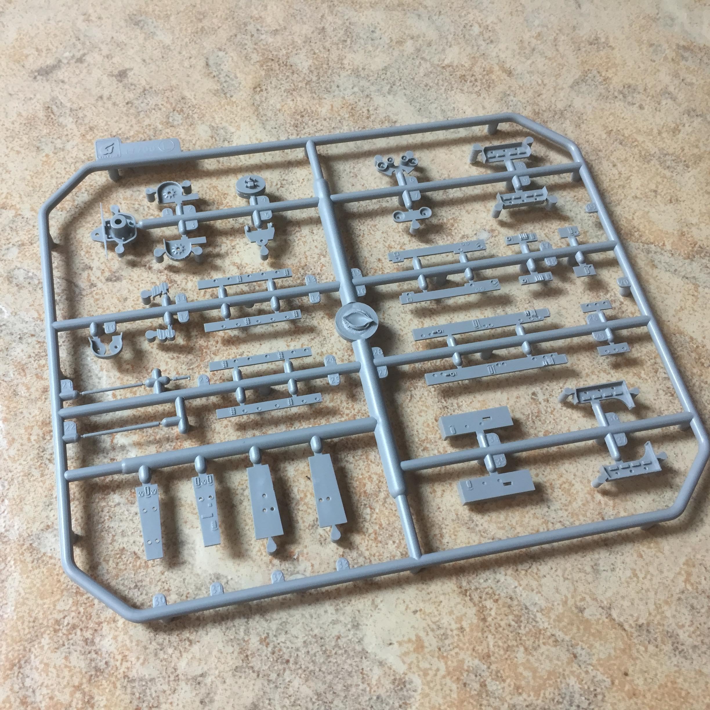 花田制造 VERYFIRE USS Montana BB-67 Battleship Model Kit, 1/700 Scale, Military Naval Ship Assembly Set