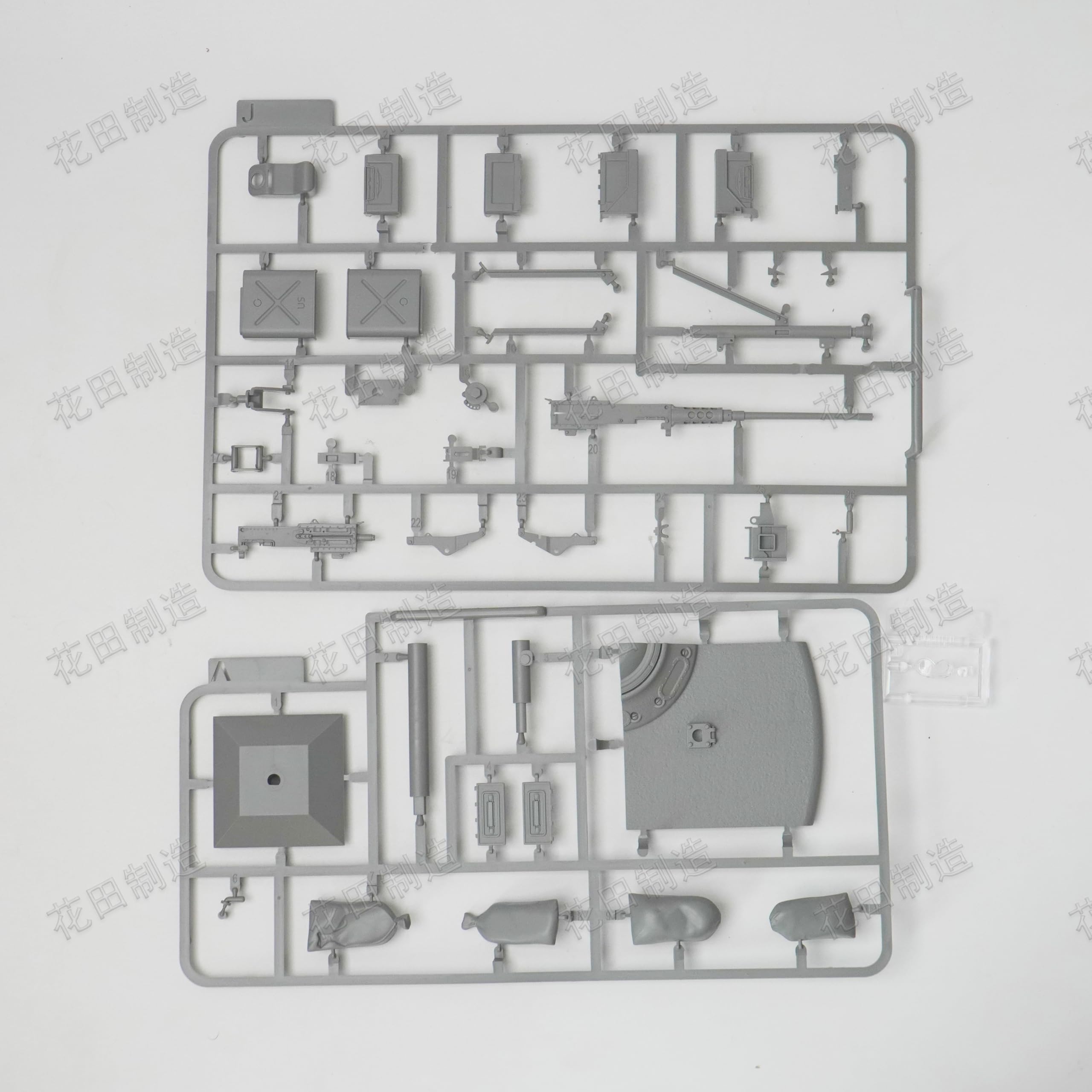 花田制造 Takom 2205W Sherman 2 Box Tank Model Kit Set, 1/35 Scale M4A1(76W) HVSS and M1 Super Sherman with 1/16 Scale Tank Crewman Figure, Limited Edition Military Model