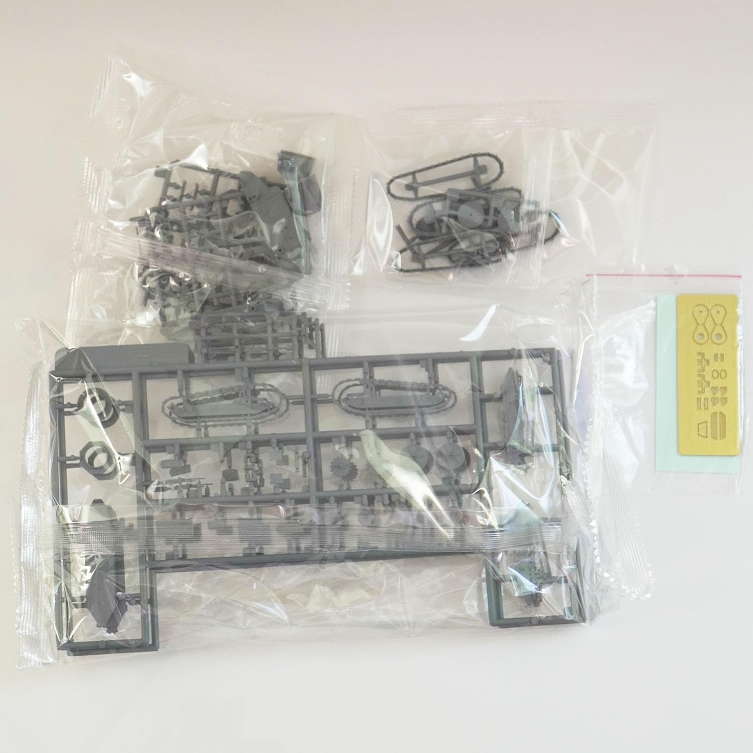 花田制造 FLYHAWK FH3009 Renault FT75 BS UNASSEMBLED Tank Model KIT 1/72 Scale 1+1 Double Ones