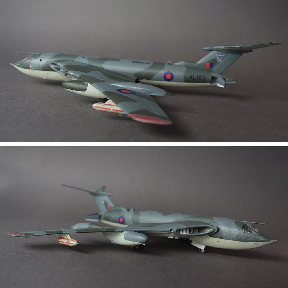 花田制造 GWH L1005 RAF Victor K.2 Tanker Aircraft Model Kit, 1/144 Scale, Military Airplane
