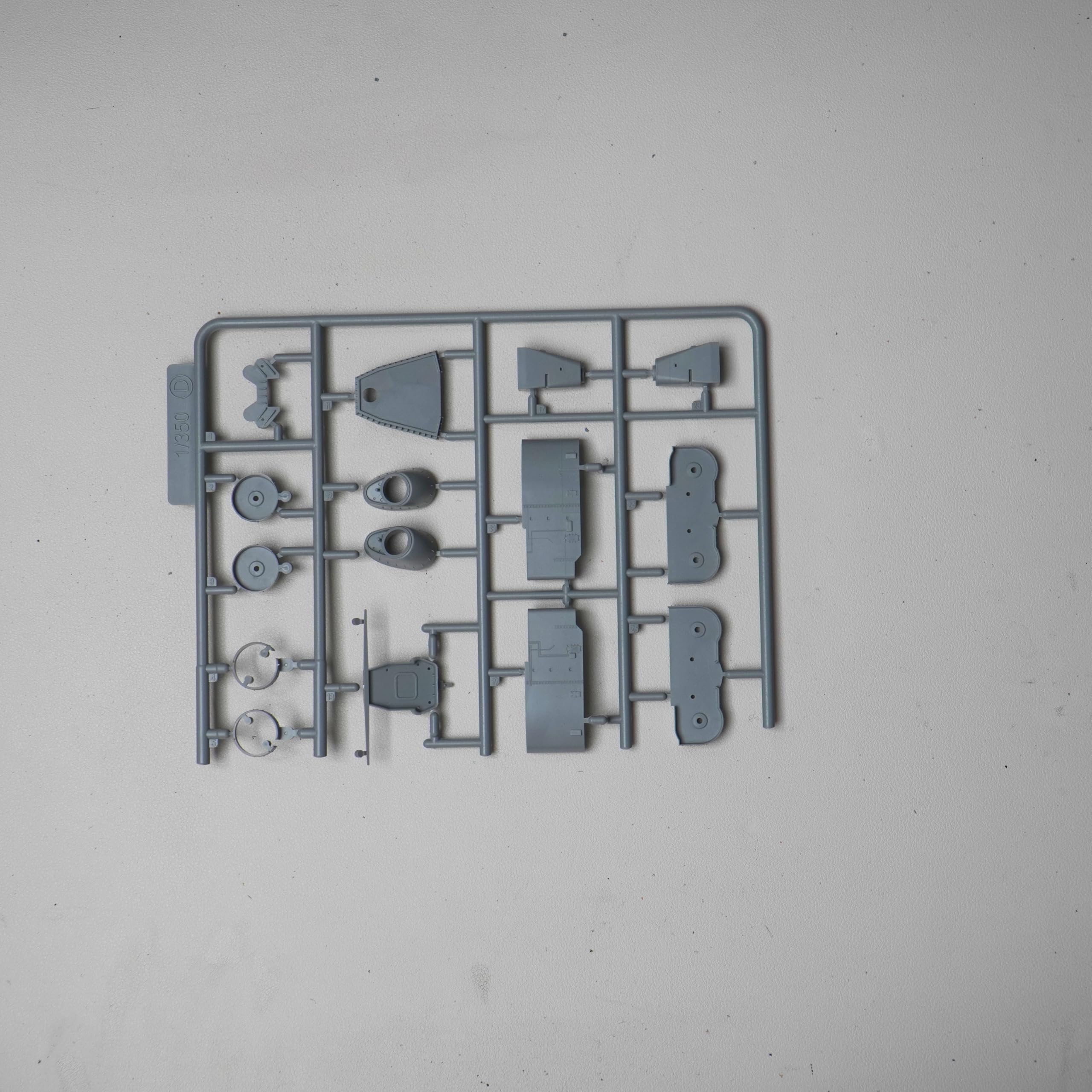 花田制造 Very FIRE USS Missouri BB-63 U.S. Navy Battleship Model Kit, 1:350 Scale, Plastic