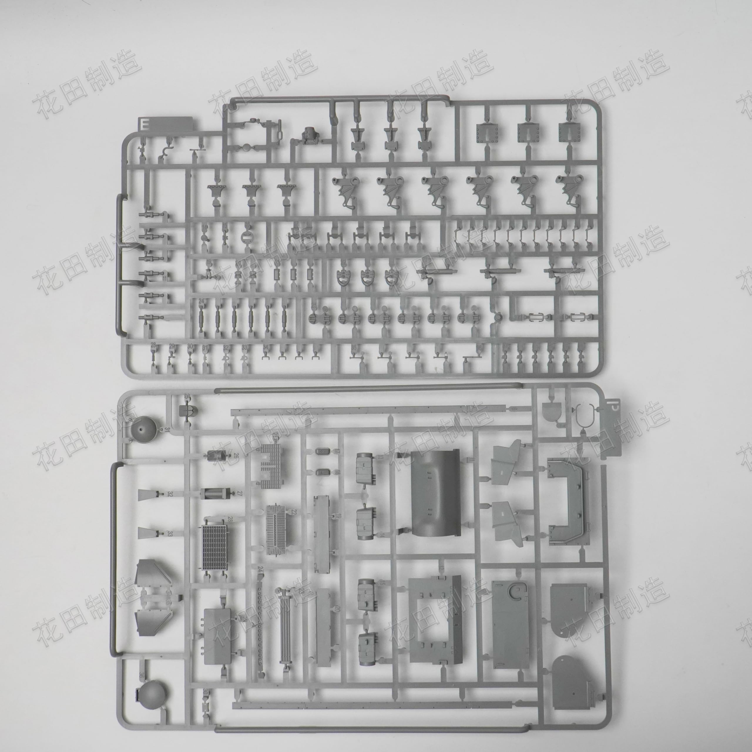 Takom 2206, 1/35 Scale,  M1 Super Sherman Tank Model Kit