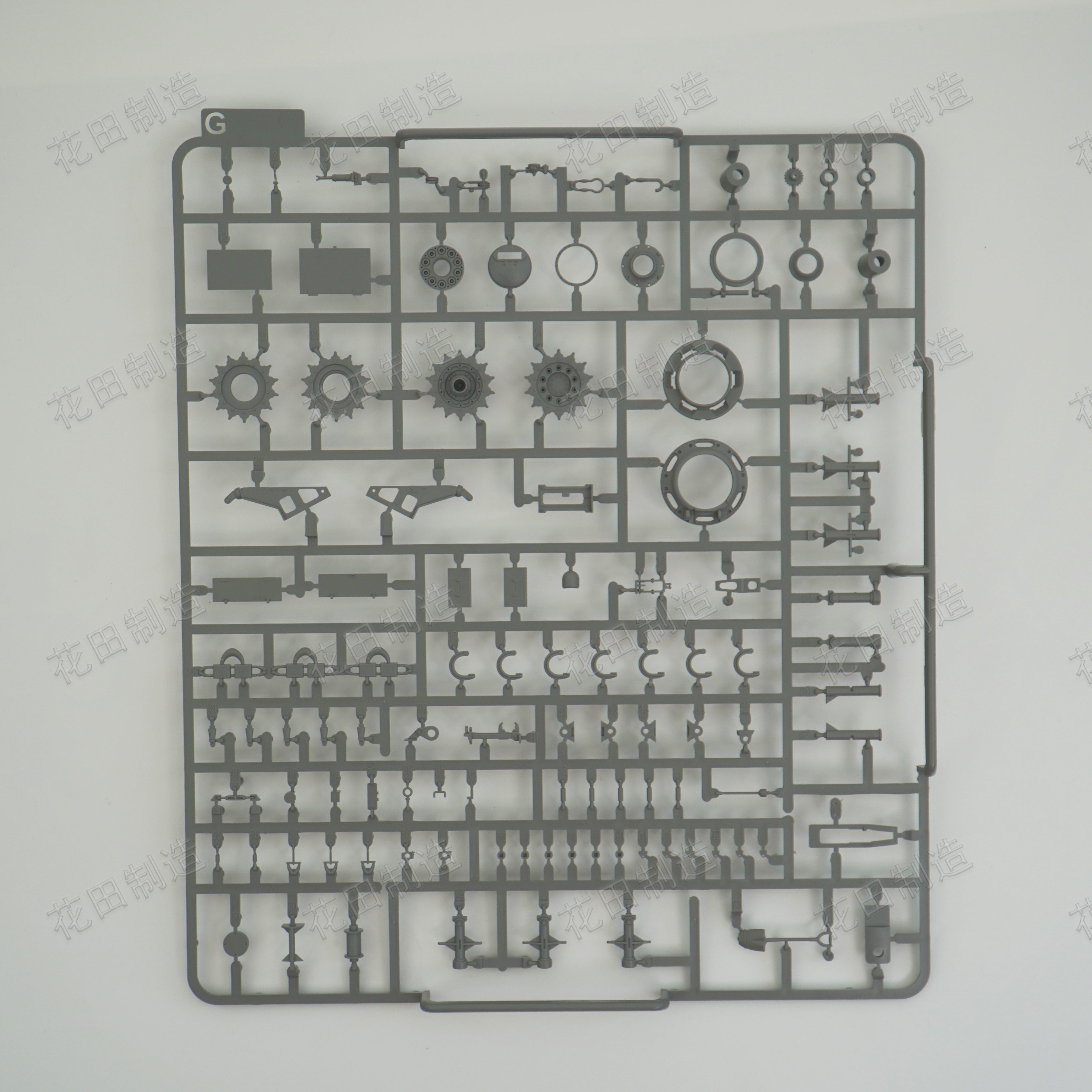Takom 2210 M28A1/A2 Super Assault Tank 1/35 Scale  with Workable Tracks