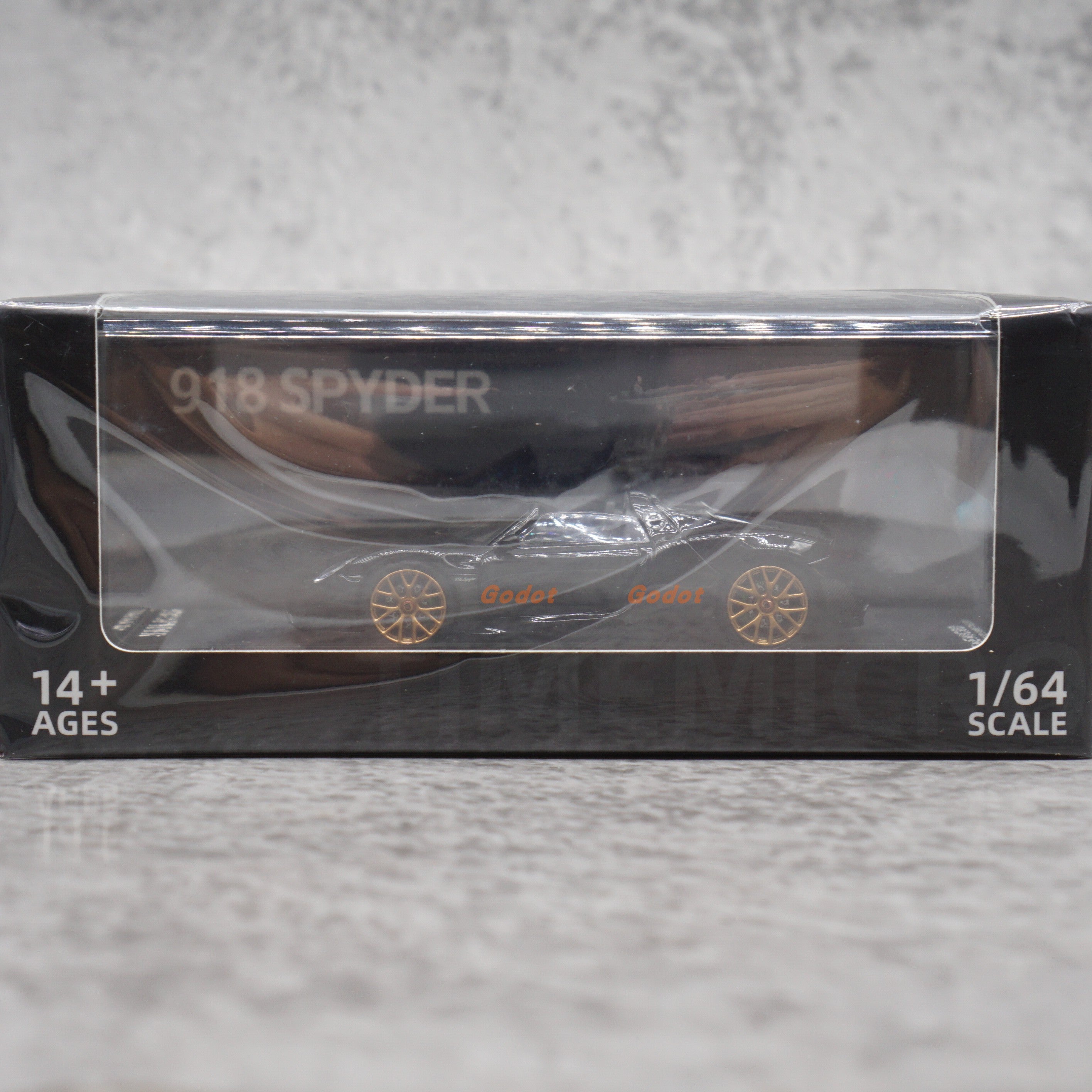 918 SPYDER 1/64 SCALE MINICAR
