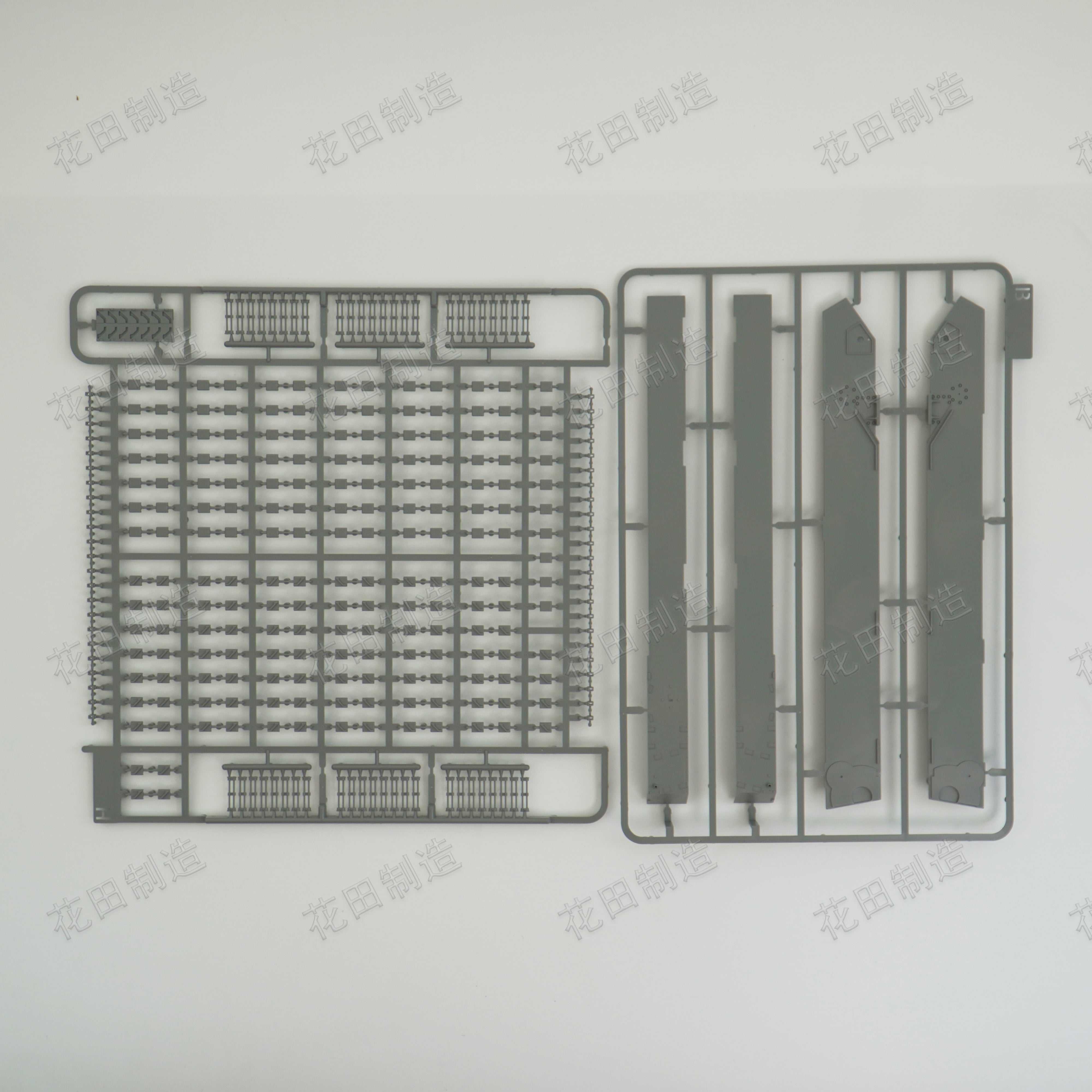 Takom 2209 T28 Super Heavy Tank Gun Motor Carriage T95 Plastic Model Kit, 1/35 Scale