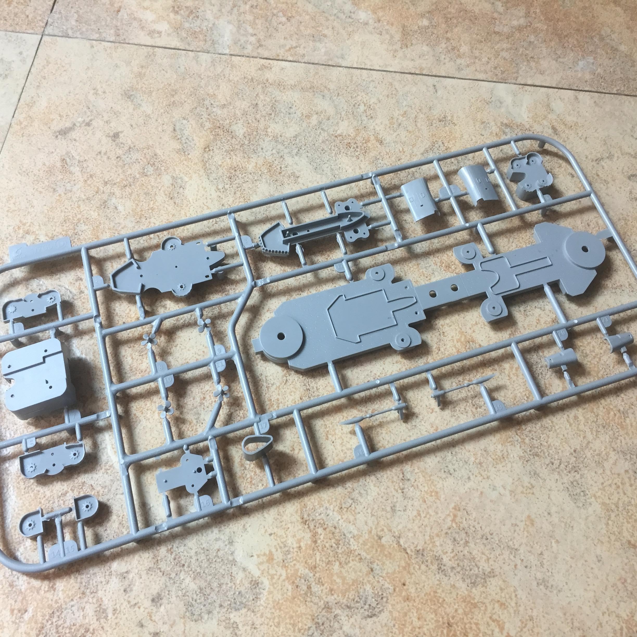 花田制造 VERYFIRE USS Montana BB-67 Battleship Model Kit, 1/700 Scale, Military Naval Ship Assembly Set