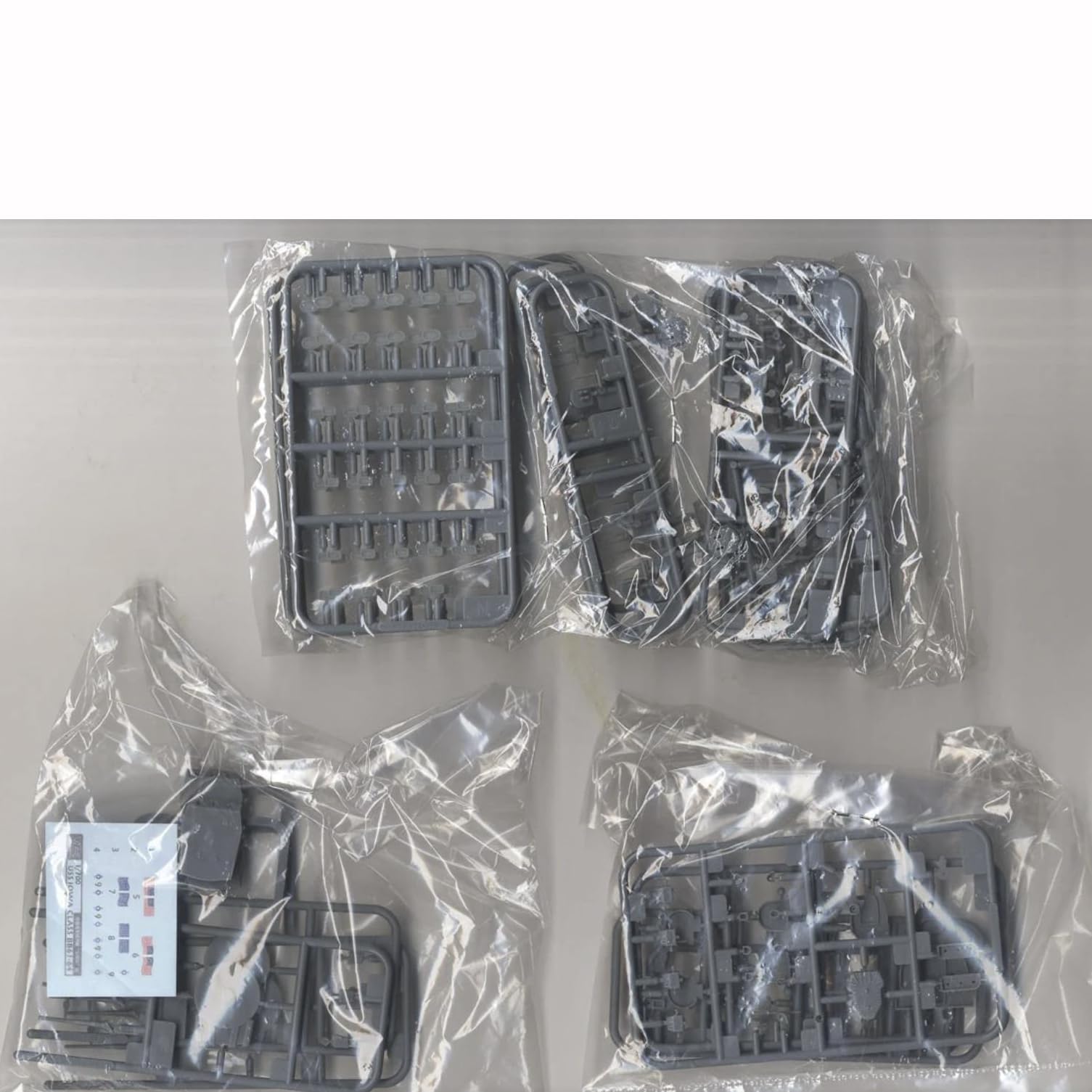 花田制造 VEE Hobby V57003 USS Missouri BB-63 1945 Battleship Model Kit, 1/700 Scale,