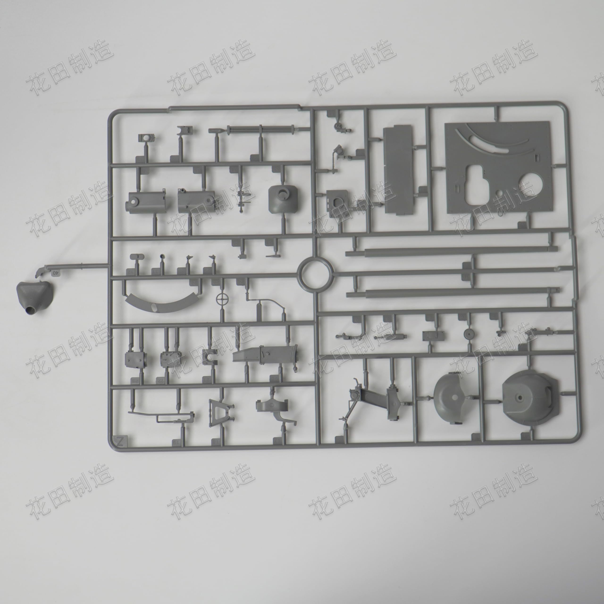 花田制造 Border 1/35 Scale Jagdpanzer IV L/70 V Military Tank Model Kit, BT-049