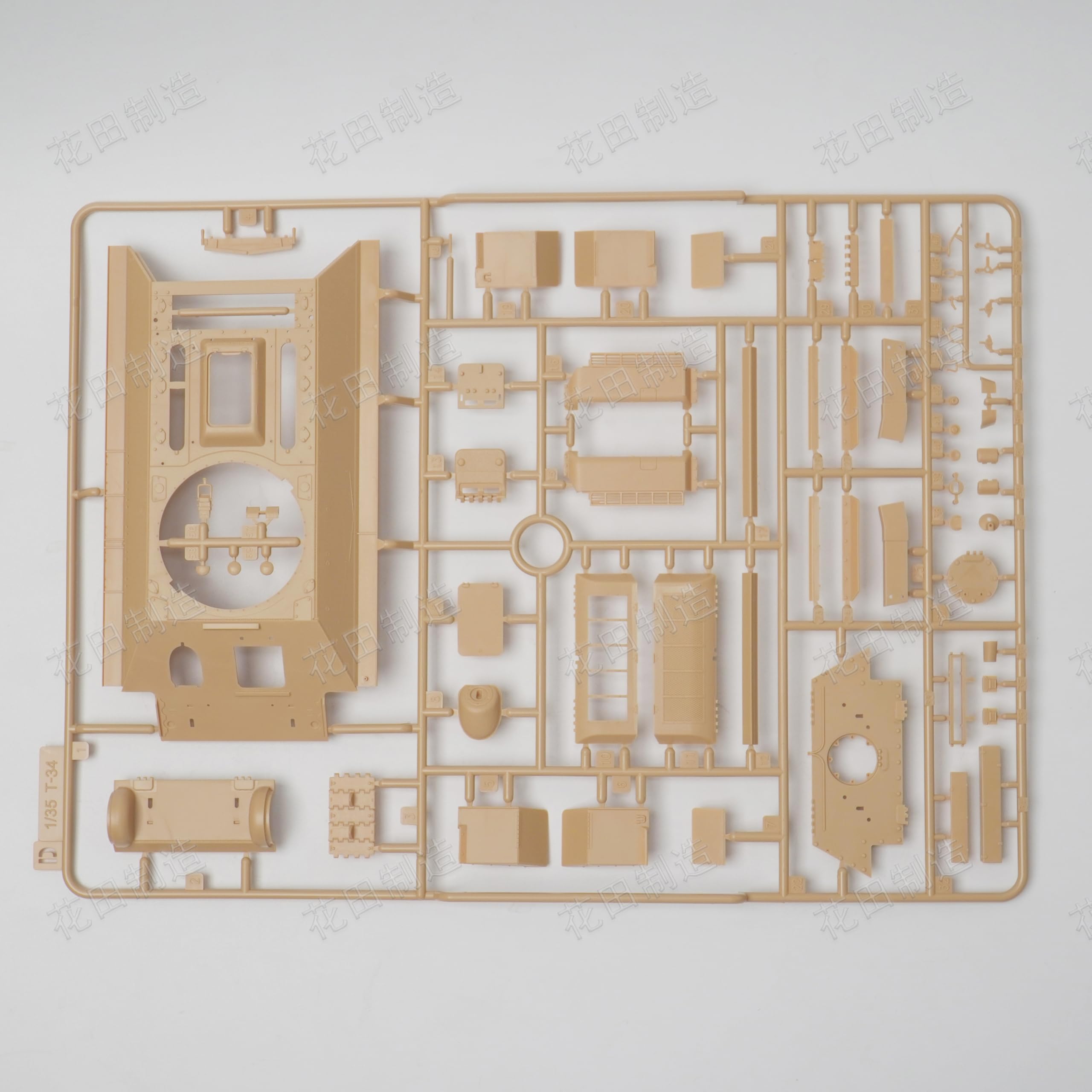 花田制造 RFM T-34/85 Tank Model 1944 No.174 Factory, 1/35 Scale Military Model Kit