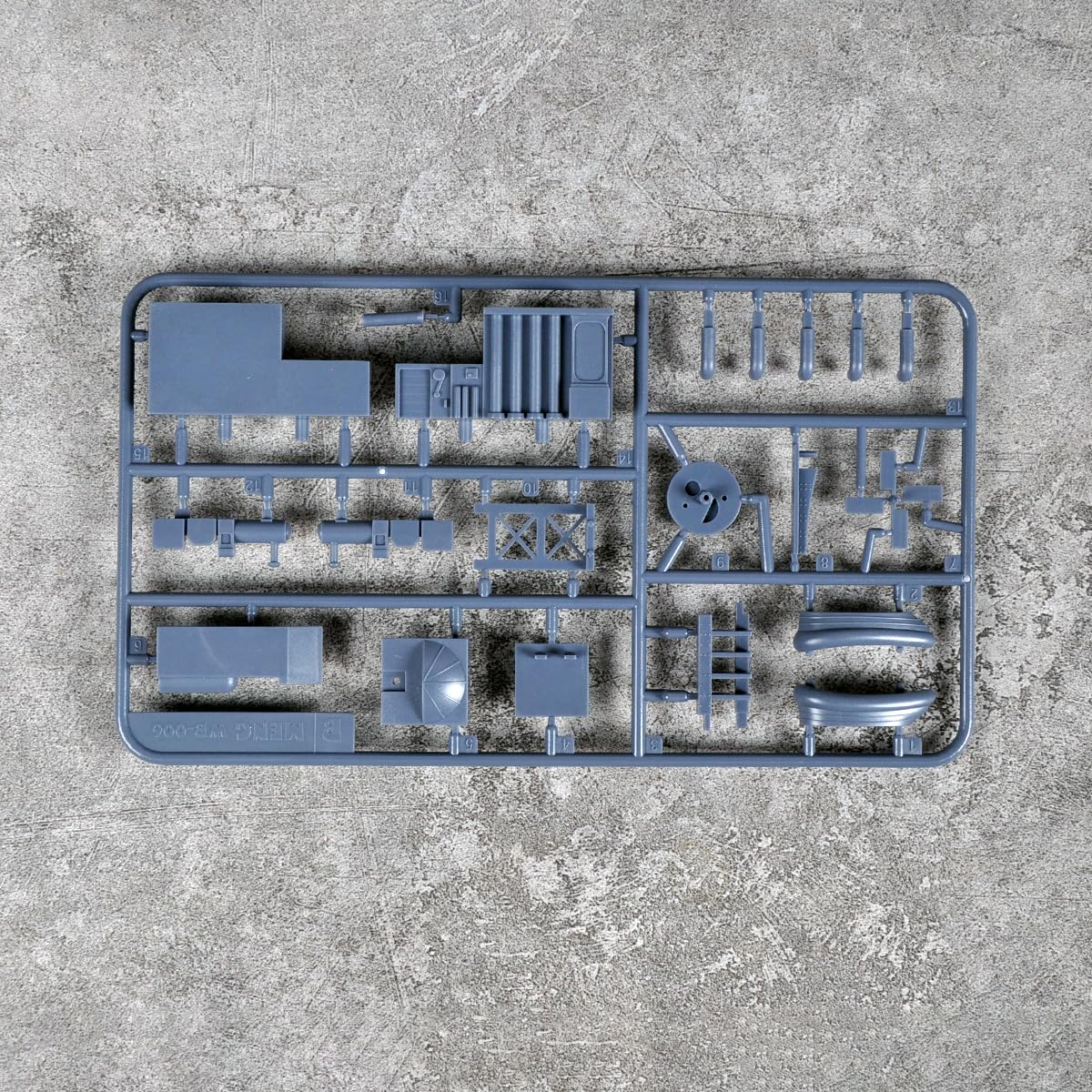 花田制造 Meng Warship Builder Harbor in The Industrial Age Plastic Model Kit, WB-006