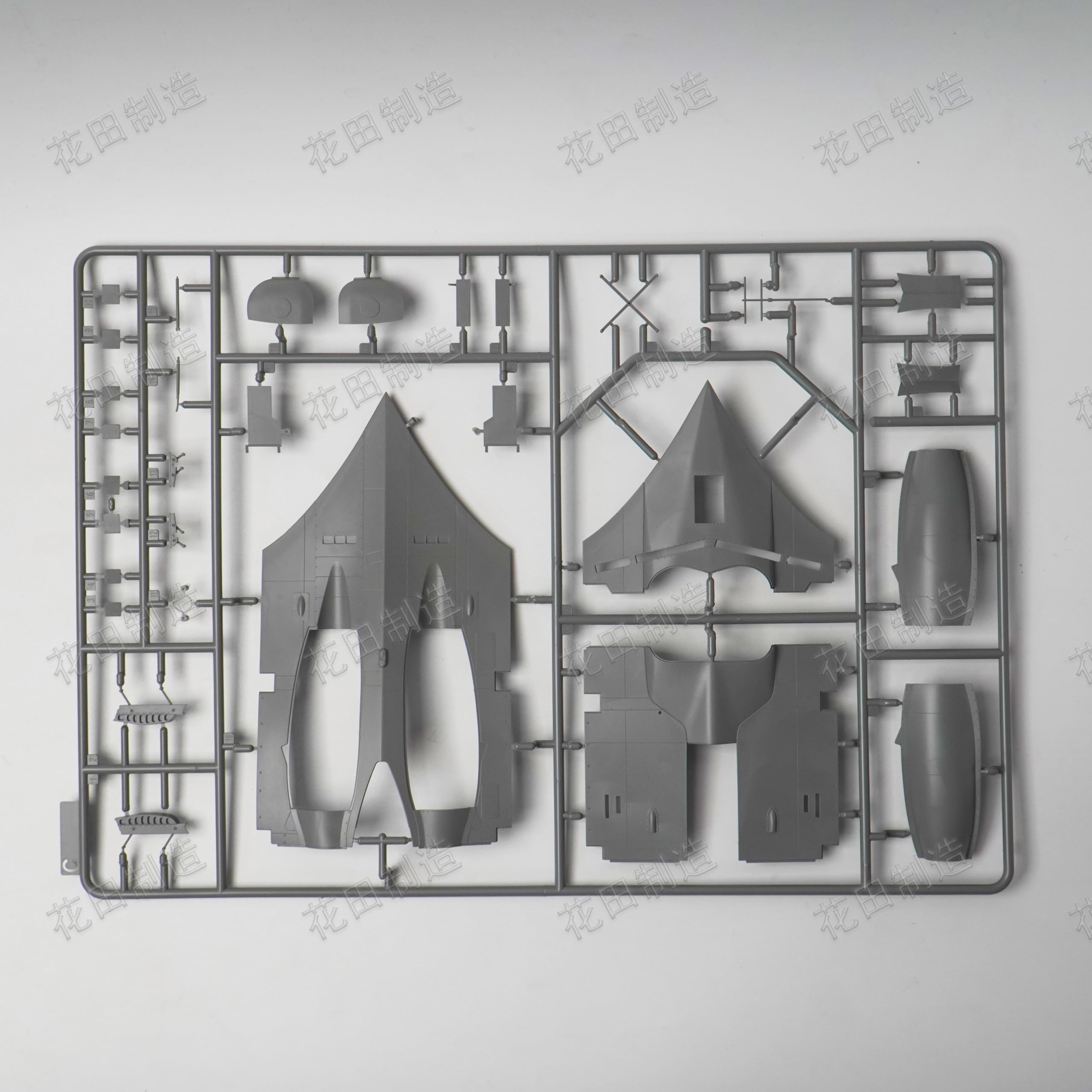 TAKOM NO32001, 1/32 Scale, Wings Ho 229A Aircraft Model Kit
