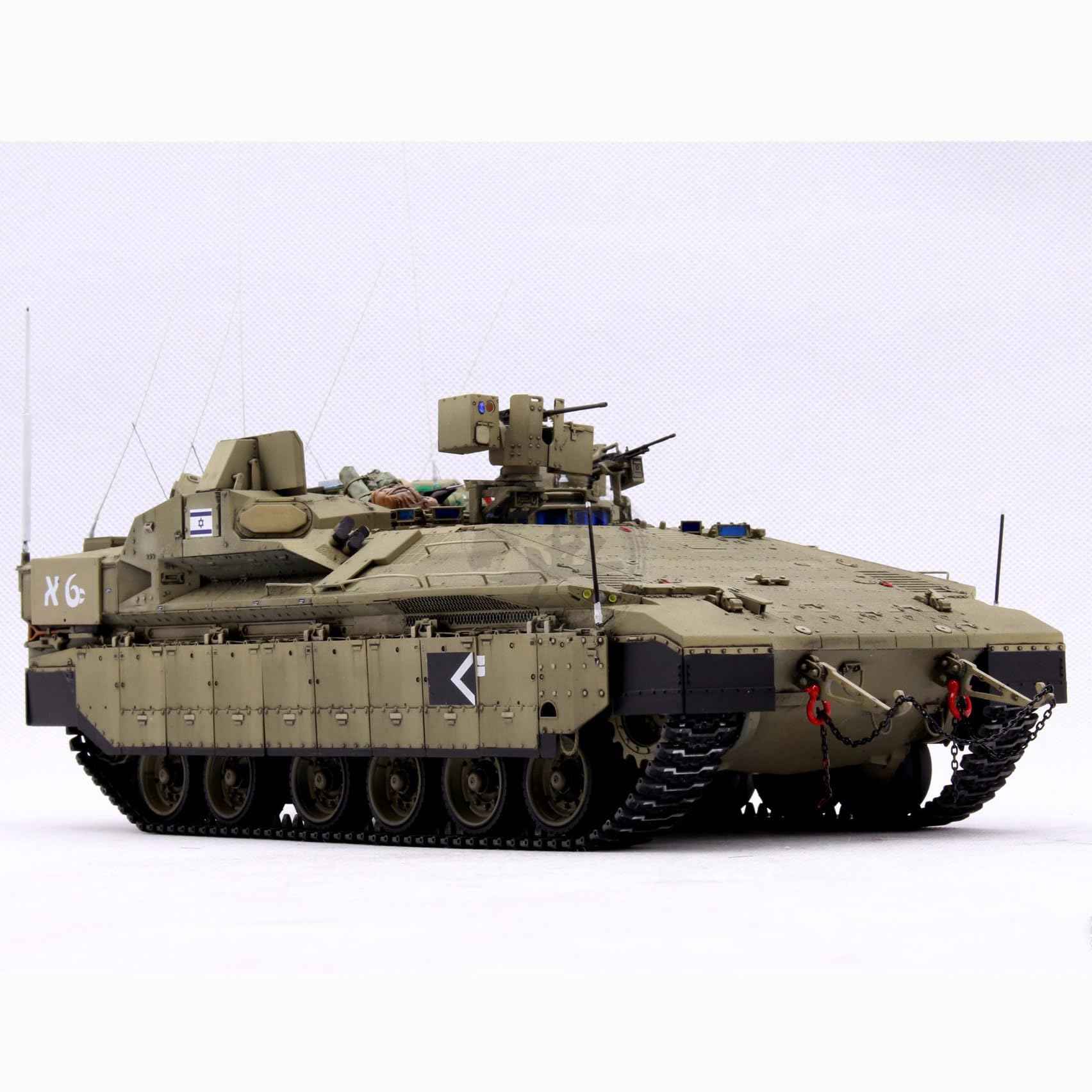 Meng SS-018 Israeli Heavy Armoured Personnel Carrier Namer, 1/35 Scale Model Kit