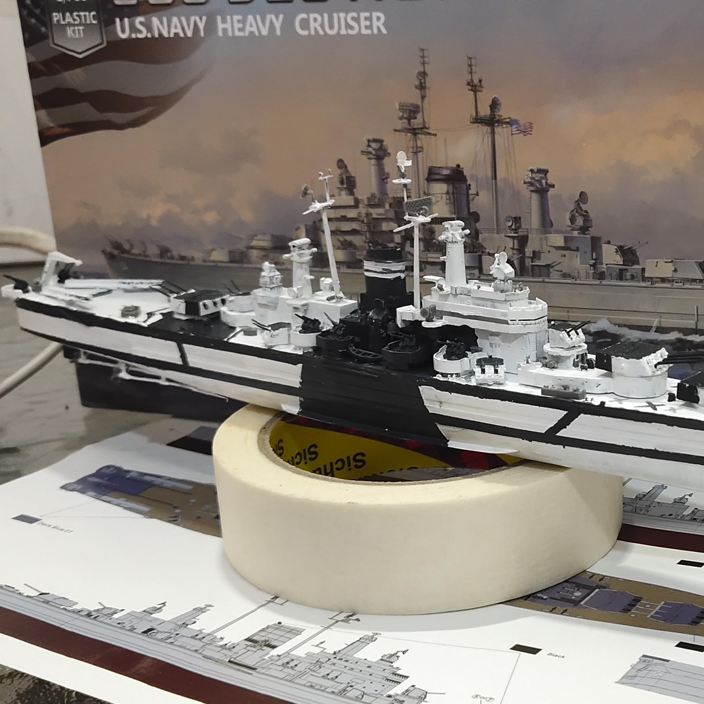 花田制造 Veryfire USS Des Moines CA-134 U.S. Navy Heavy Cruiser Model Kit, 1/700 Scale