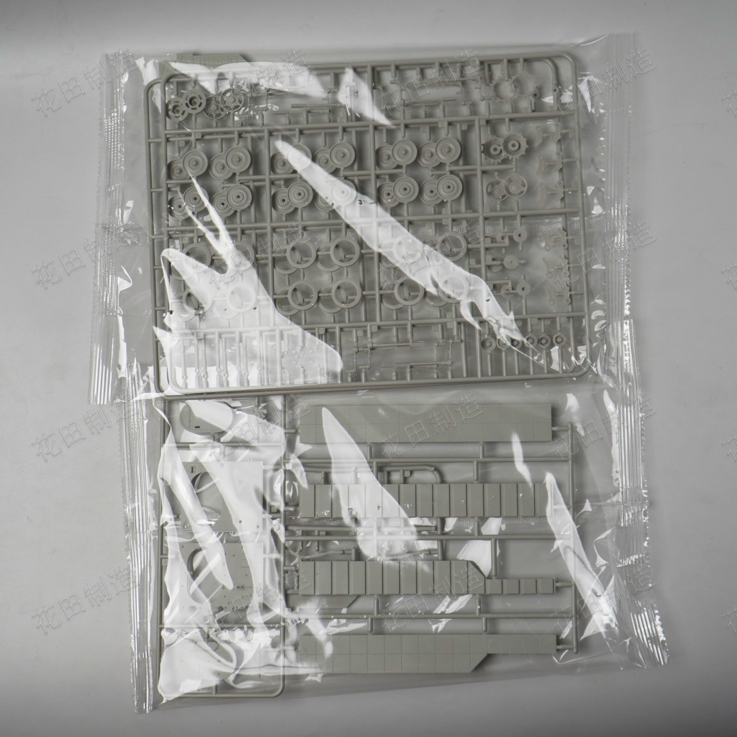 花田制造 Meng M3A3 Bradley with Busk III U.S. Cavalry Fighting Vehicle, 1/35 Scale Military Model Kit Tank Model SS-006