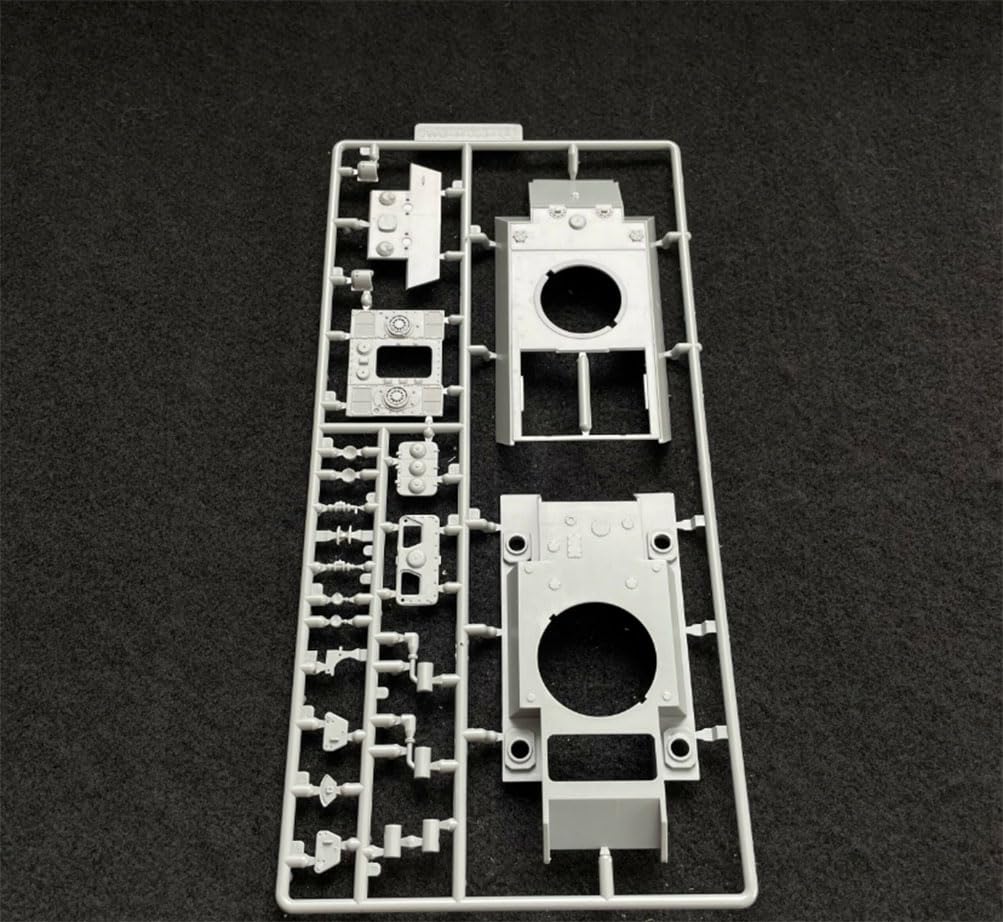 花田制造 UA72351 FIST of WAR German AUSF.VIERFUBLER NACHTEULE Tank Model KIT 1：72 Scale