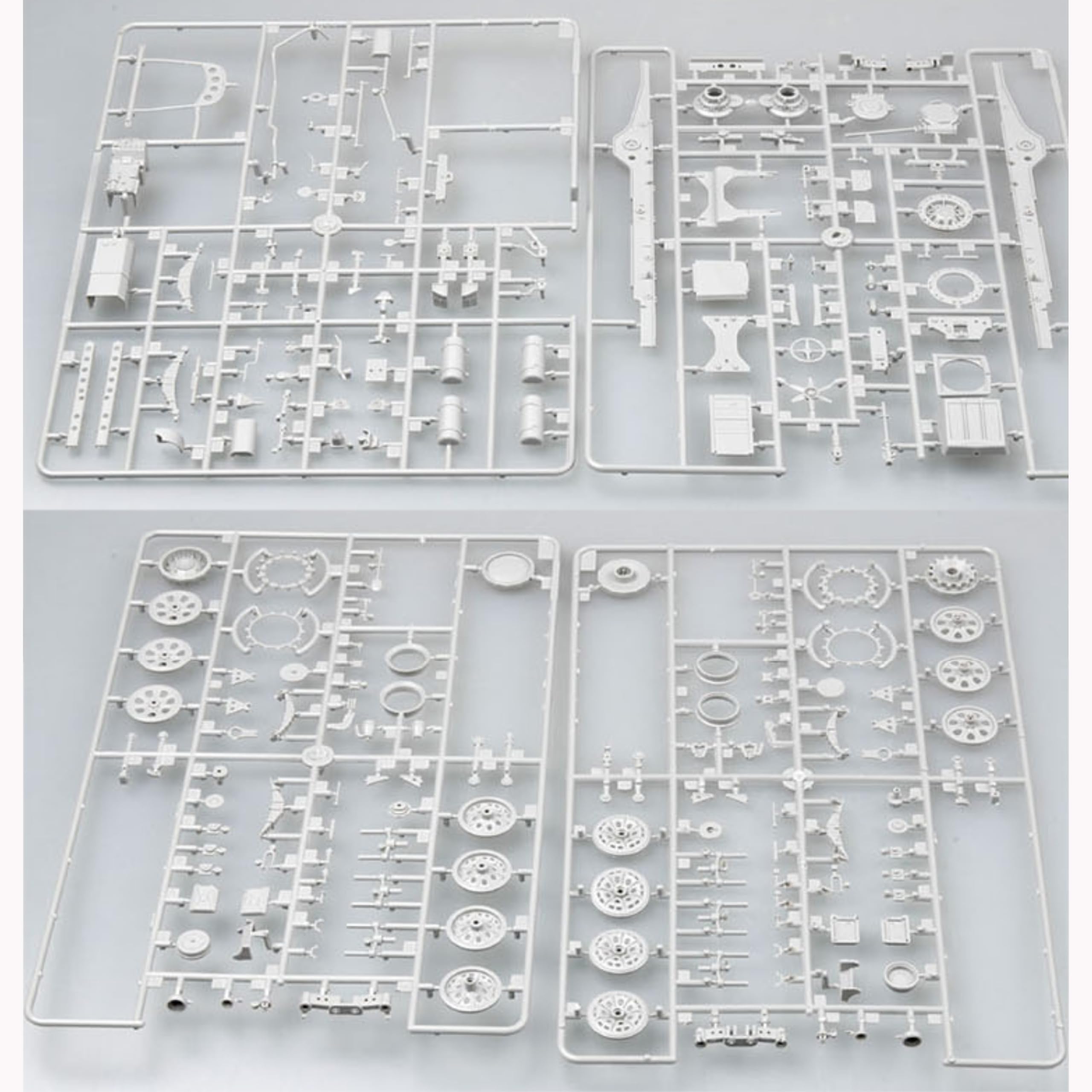 Trumpeter 01507 1/35 Scale,,German Sd.Kfz.7 KM m11 Military Transport Vehicle Model Kit,  Late Version